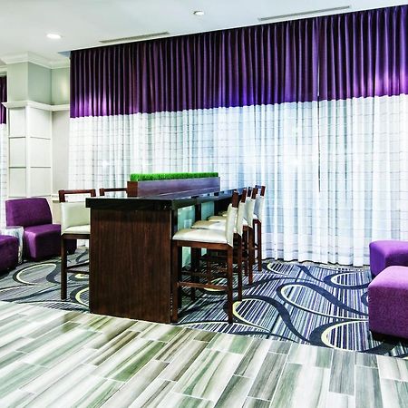 La Quinta Inn & Suites By Wyndham San Antonio Riverwalk Ngoại thất bức ảnh