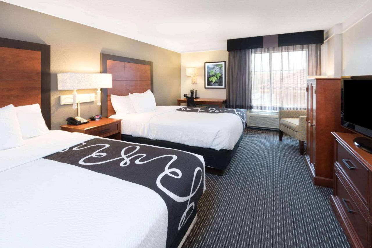 La Quinta Inn & Suites By Wyndham San Antonio Riverwalk Ngoại thất bức ảnh