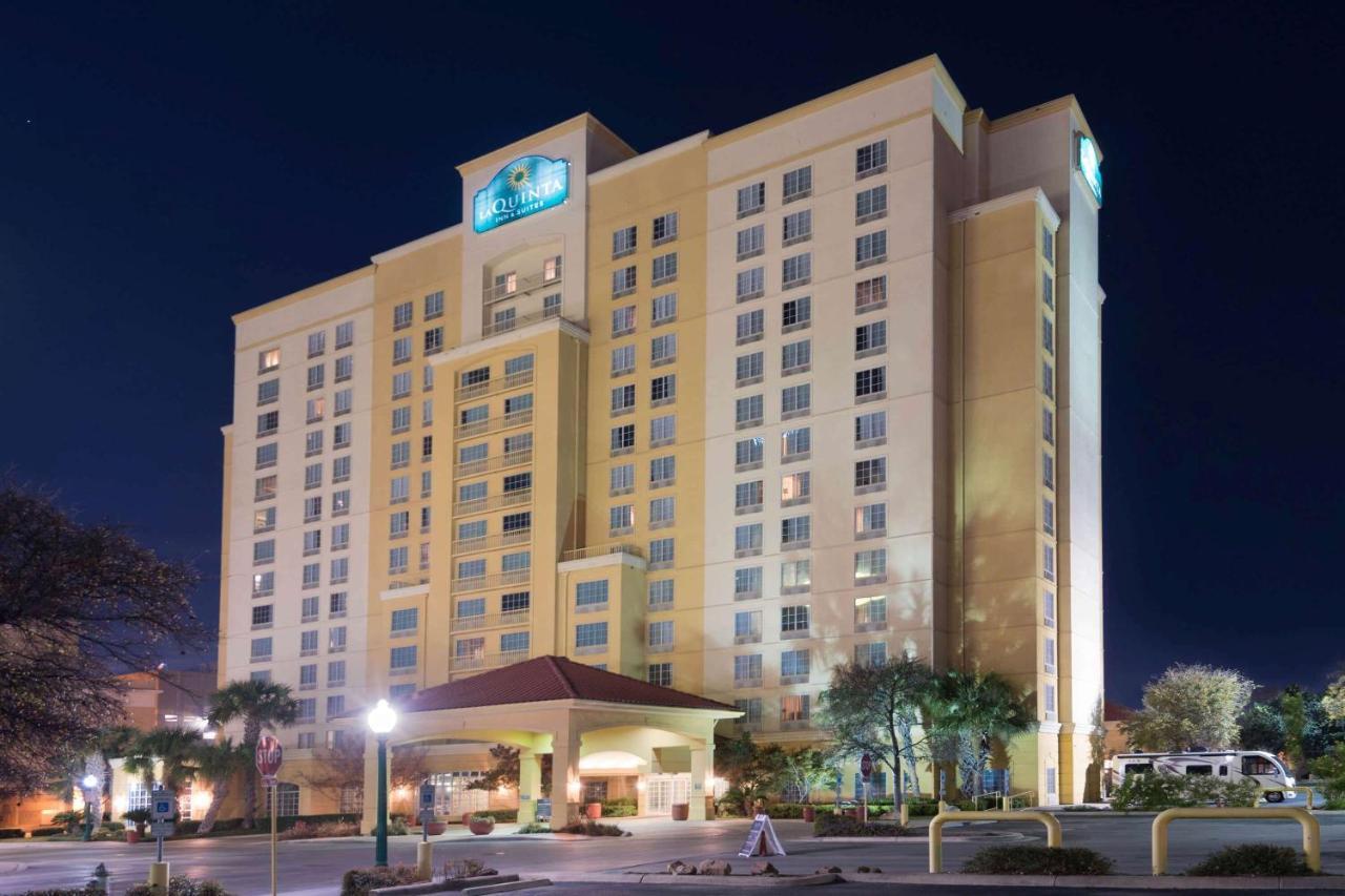 La Quinta Inn & Suites By Wyndham San Antonio Riverwalk Ngoại thất bức ảnh