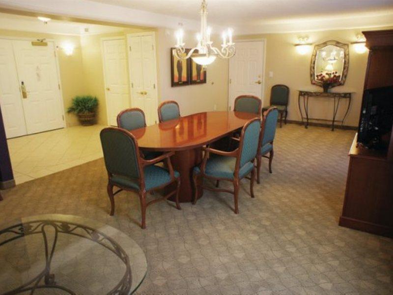 La Quinta Inn & Suites By Wyndham San Antonio Riverwalk Ngoại thất bức ảnh