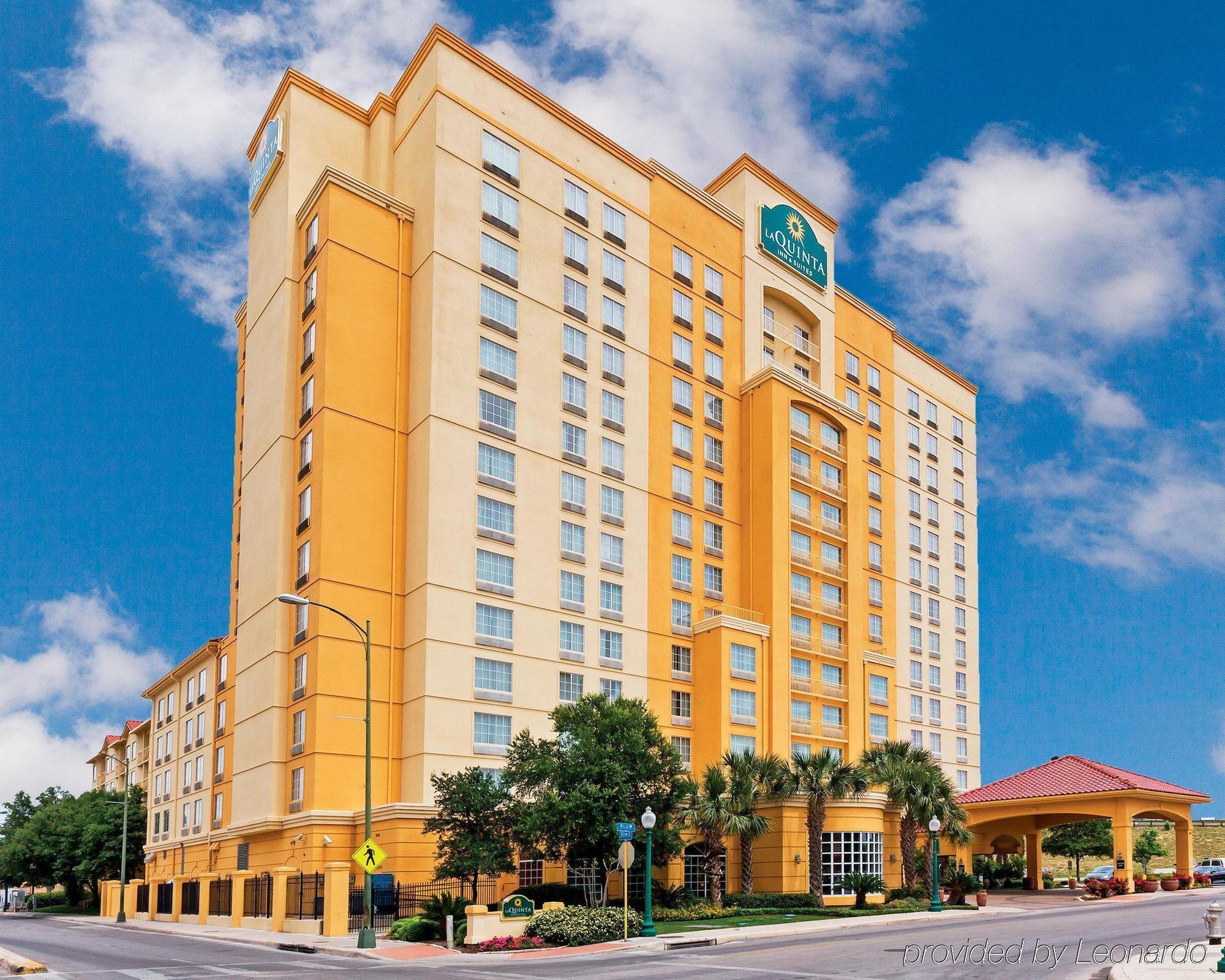 La Quinta Inn & Suites By Wyndham San Antonio Riverwalk Ngoại thất bức ảnh