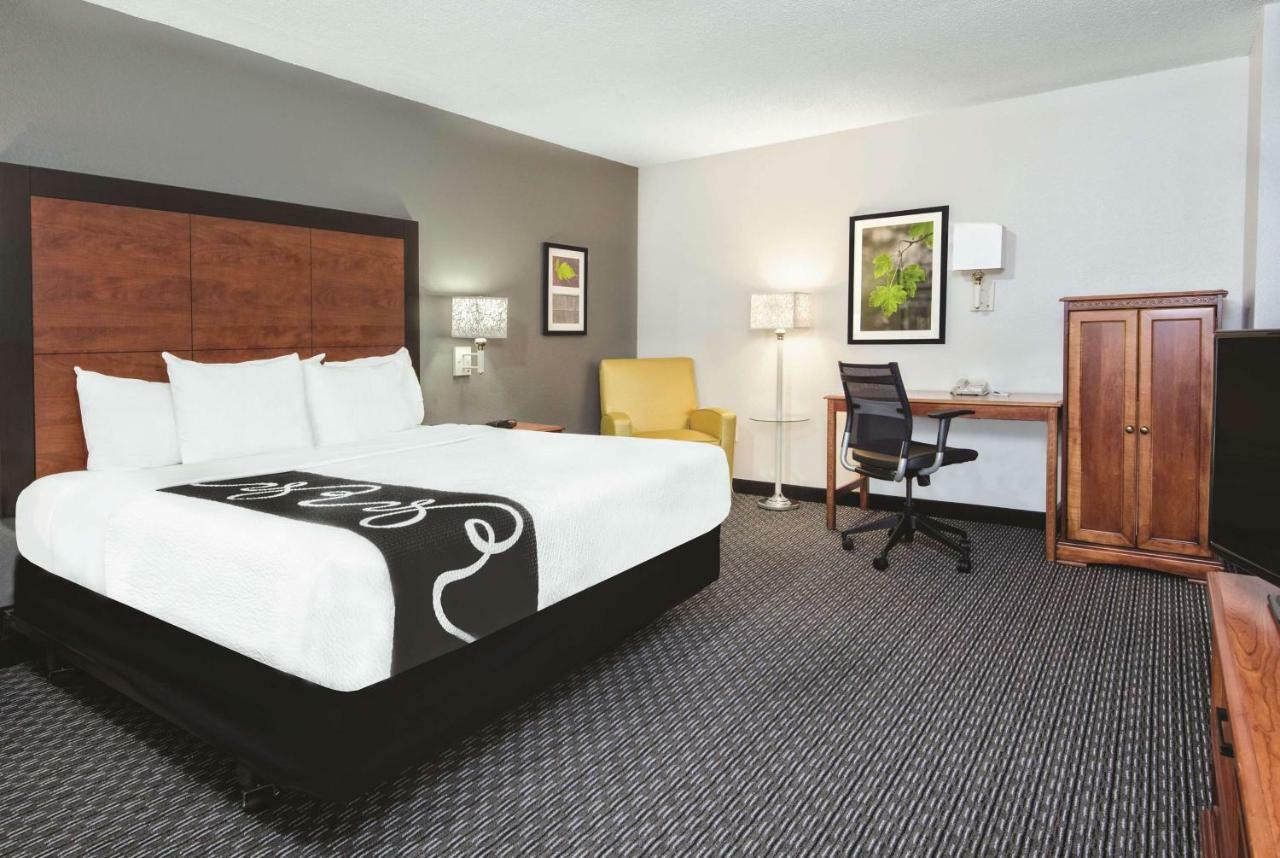 La Quinta Inn & Suites By Wyndham San Antonio Riverwalk Ngoại thất bức ảnh