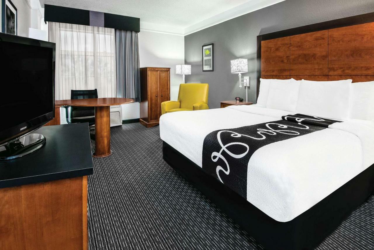 La Quinta Inn & Suites By Wyndham San Antonio Riverwalk Ngoại thất bức ảnh