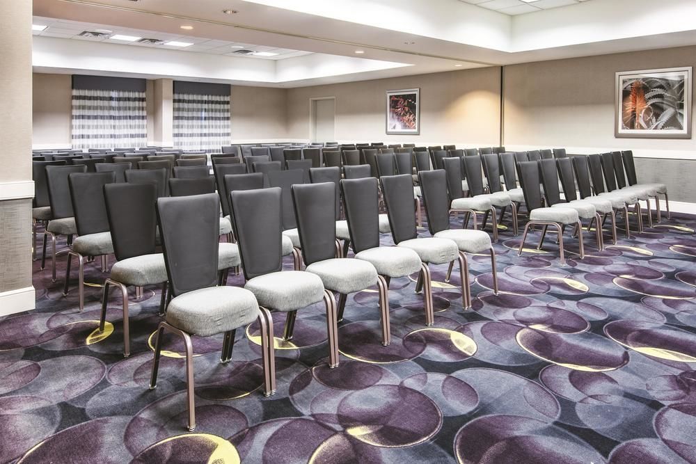 La Quinta Inn & Suites By Wyndham San Antonio Riverwalk Ngoại thất bức ảnh